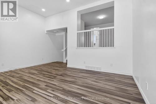7 - 86 Esterlawn Private, Ottawa, ON - Indoor Photo Showing Other Room