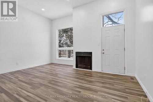 7 - 86 Esterlawn Private, Ottawa, ON - Indoor Photo Showing Other Room