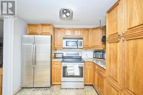 1444 Lakehurst Avenue, Fort Erie (Crescent Park), ON - Indoor Photo Showing Kitchen