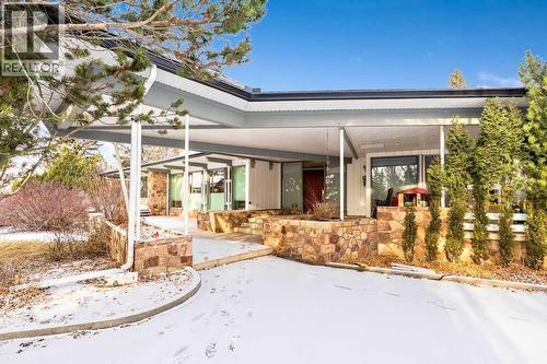 187 Slopeview Drive Sw, Calgary, AB - Outdoor