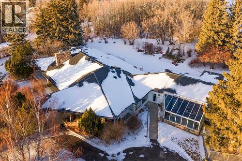 187 Slopeview Drive Sw, Calgary, AB - Outdoor