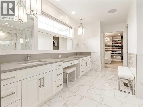 245 Prairie Rose Place S, Lethbridge, AB - Indoor Photo Showing Bathroom