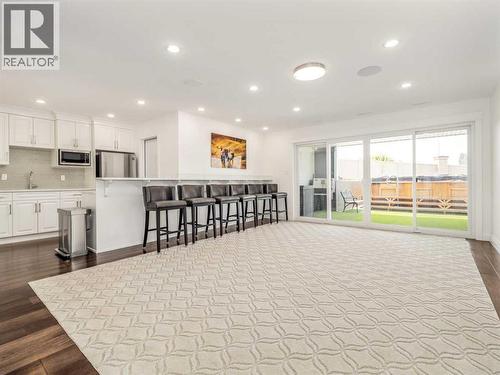 245 Prairie Rose Place S, Lethbridge, AB - Indoor Photo Showing Kitchen With Upgraded Kitchen