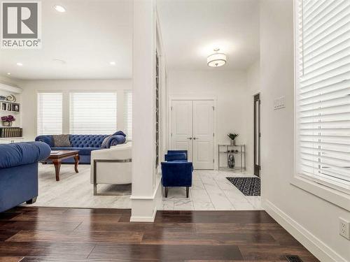 245 Prairie Rose Place S, Lethbridge, AB - Indoor Photo Showing Other Room