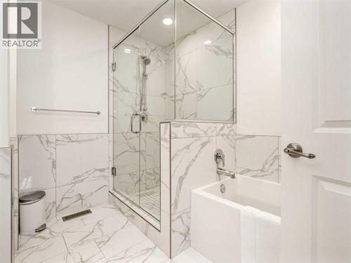 245 Prairie Rose Place S, Lethbridge, AB - Indoor Photo Showing Bathroom