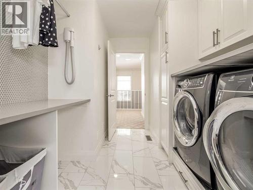 245 Prairie Rose Place S, Lethbridge, AB - Indoor Photo Showing Laundry Room