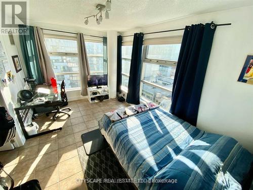2005 - 50 Lombard Street, Toronto, ON - Indoor Photo Showing Bedroom