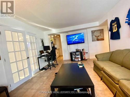 2005 - 50 Lombard Street, Toronto, ON - Indoor