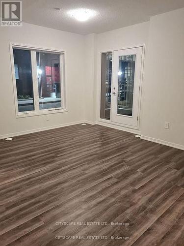 23 - 11 Honeycrisp Crescent, Vaughan, ON - Indoor Photo Showing Other Room