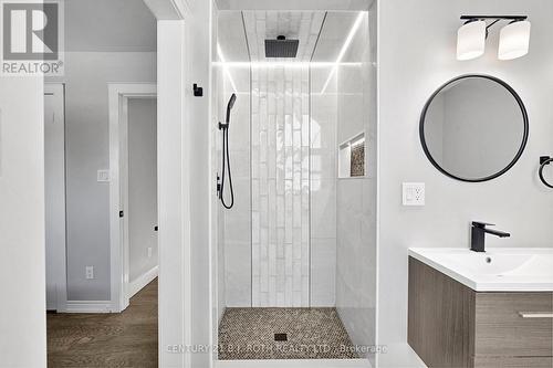 10 Brian Crescent, Adjala-Tosorontio, ON - Indoor Photo Showing Bathroom