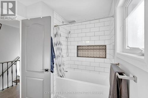 10 Brian Crescent, Adjala-Tosorontio, ON - Indoor Photo Showing Bathroom