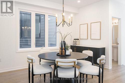 89 Berkely Street, Wasaga Beach, ON - Indoor Photo Showing Dining Room