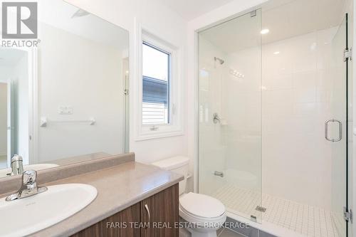 89 Berkely Street, Wasaga Beach, ON - Indoor Photo Showing Bathroom