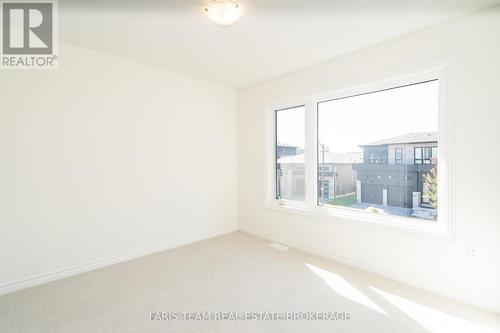 89 Berkely Street, Wasaga Beach, ON - Indoor Photo Showing Other Room