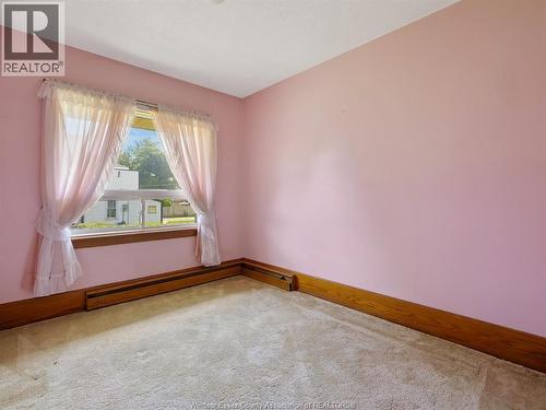 235 Queen Street, Harrow, ON - Indoor Photo Showing Other Room