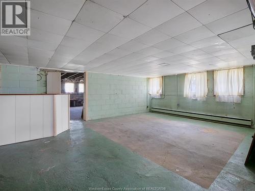 235 Queen Street, Harrow, ON - Indoor