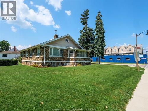 235 Queen Street, Harrow, ON - Outdoor