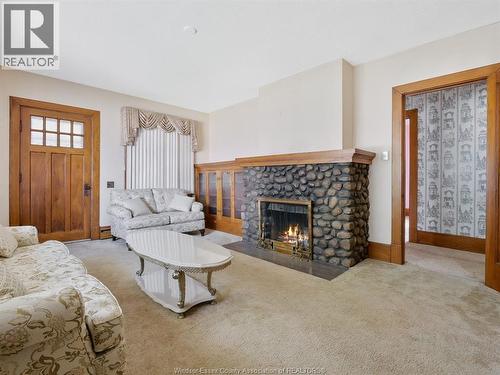 235 Queen Street, Harrow, ON - Indoor Photo Showing Living Room With Fireplace
