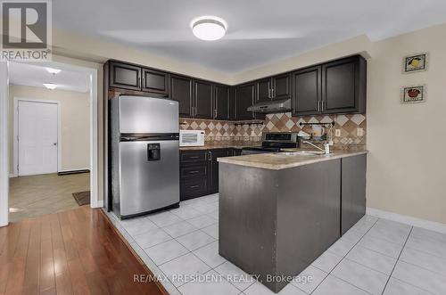 41 Fallstar Crescent, Brampton, ON - Indoor Photo Showing Kitchen