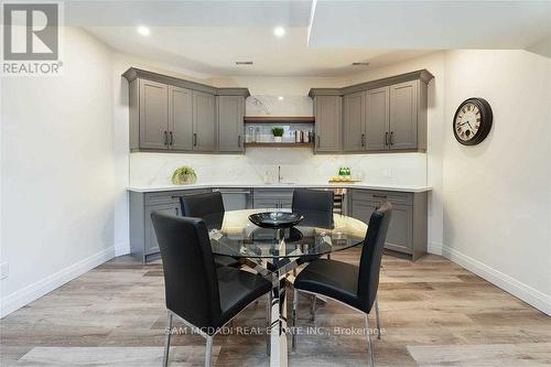 2064 Almira Court, Mississauga, ON - Indoor Photo Showing Dining Room