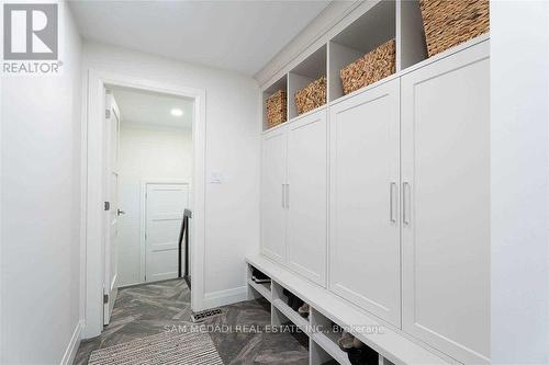 2064 Almira Court, Mississauga, ON - Indoor Photo Showing Other Room