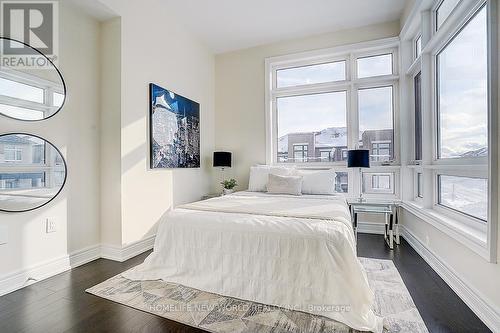 2 Hercules Club Drive, Richmond Hill, ON - Indoor Photo Showing Bedroom