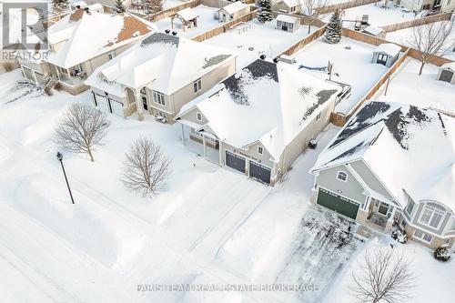 9 Broadpoint Street, Wasaga Beach, ON - Outdoor