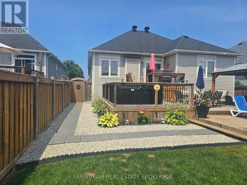 9 Broadpoint Street, Wasaga Beach, ON - Outdoor With Deck Patio Veranda