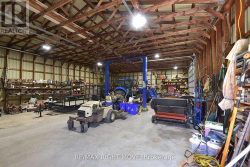 9000 lb. hoist - 2723 Monck Road, Ramara, ON - Indoor Photo Showing Other Room