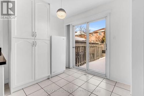 7031 Graydon Court, Mississauga, ON - Indoor Photo Showing Other Room