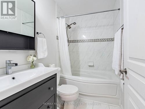 605 - 70 Port Street E, Mississauga, ON - Indoor Photo Showing Bathroom