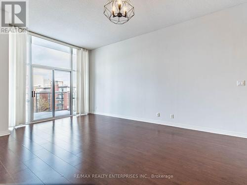 605 - 70 Port Street E, Mississauga, ON - Indoor Photo Showing Other Room