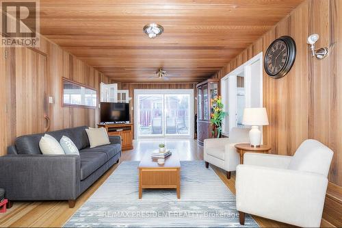 3211 Bloomfield Drive, Mississauga, ON 