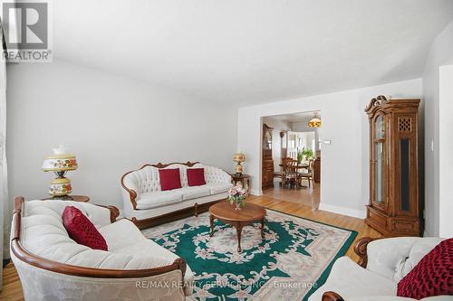 183 Vodden Street E, Brampton, ON - Indoor Photo Showing Living Room