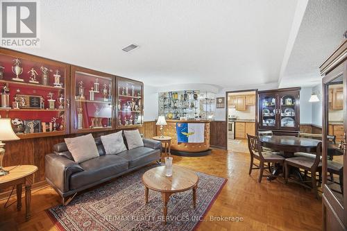 183 Vodden Street E, Brampton, ON - Indoor Photo Showing Living Room