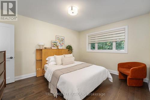 18 Deanecrest Road, Toronto, ON - Indoor Photo Showing Bedroom