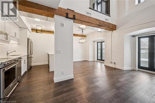 19 Guelph Avenue Unit# 106, Cambridge, ON - Indoor Photo Showing Kitchen