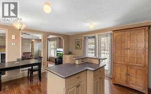 Kitchen - 31, 99 Arbour Lake Road Nw, Calgary, AB 