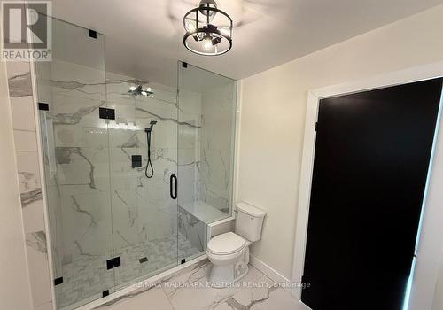 326 Indian Point Road, Kawartha Lakes (Bexley), ON - Indoor Photo Showing Bathroom