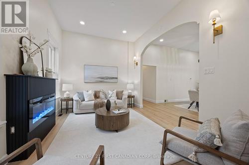 14 Euclid Avenue, London South (South F), ON - Indoor Photo Showing Other Room