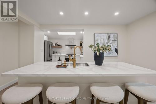 14 Euclid Avenue, London South (South F), ON - Indoor