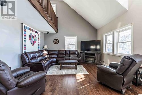 1168 West Bay, Capreol, ON - Indoor Photo Showing Living Room