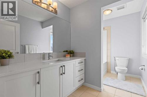 184 Masters Rise Se, Calgary, AB - Indoor Photo Showing Bathroom