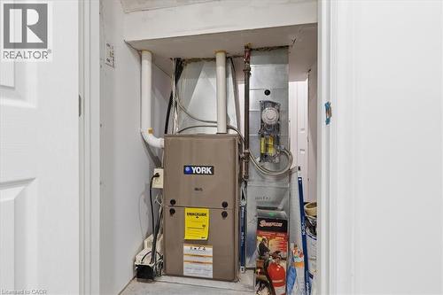 157 Pinedale Drive, Kitchener, ON - Indoor Photo Showing Basement