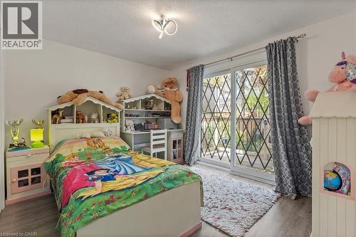 157 Pinedale Drive, Kitchener, ON - Indoor Photo Showing Bedroom