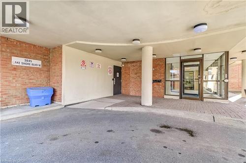 View of exterior entry featuring brick siding - 3845 Lakeshore Boulevard W Unit# 804, Etobicoke, ON - 