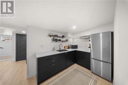 10 Diorite Street, Copper Cliff, ON - Indoor Photo Showing Kitchen