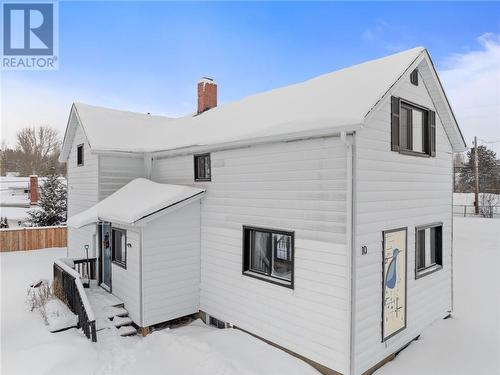 10 Diorite Street, Copper Cliff, ON - Outdoor With Exterior