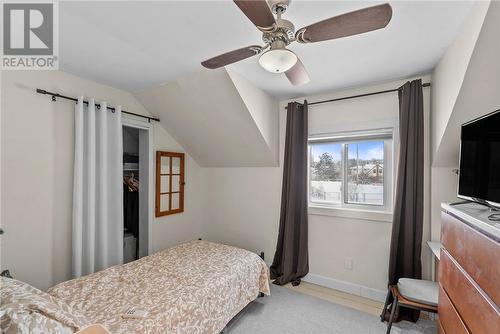 10 Diorite Street, Copper Cliff, ON - Indoor Photo Showing Bedroom
