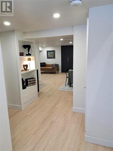 10 Diorite Street, Copper Cliff, ON - Indoor